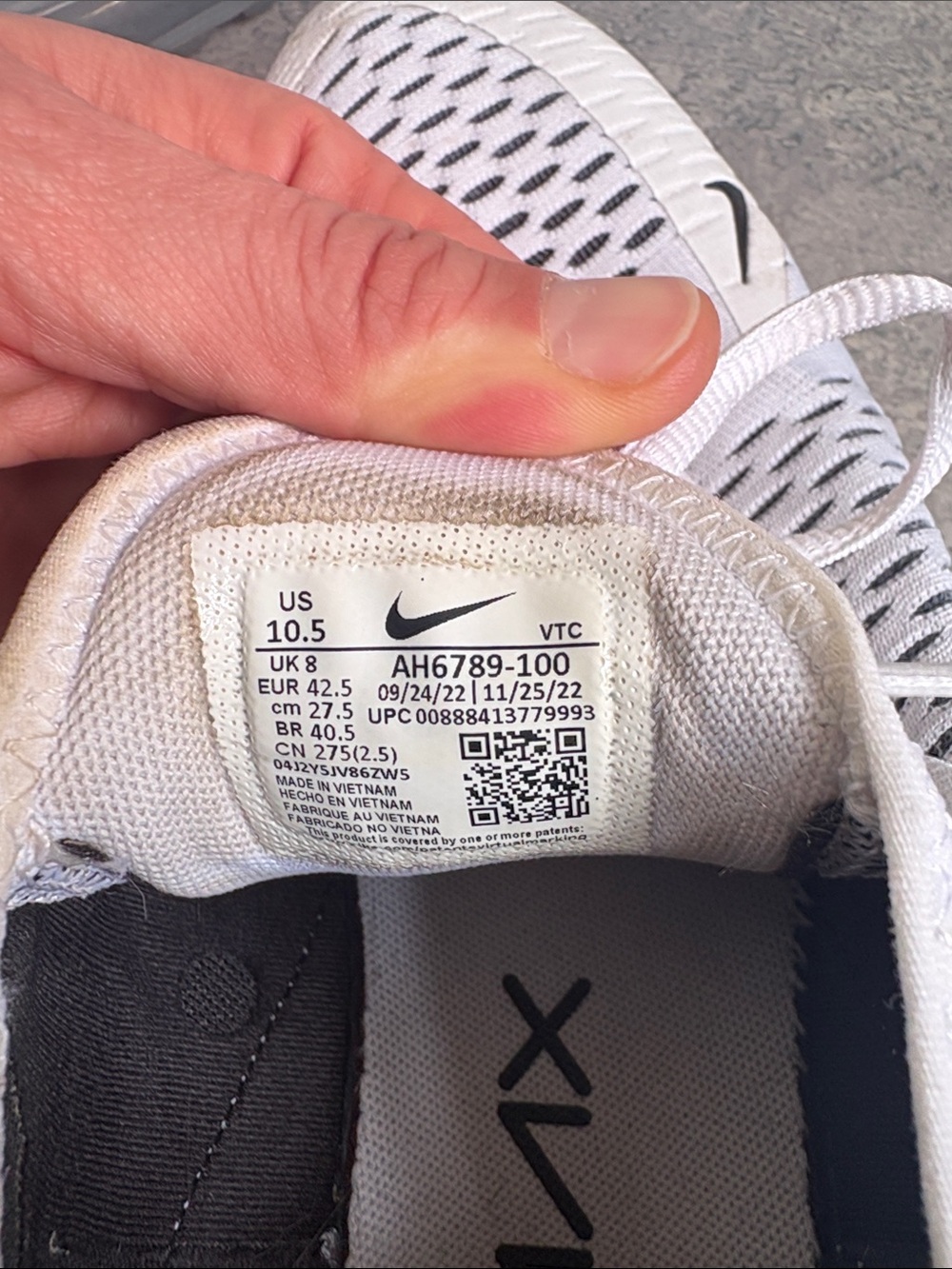 Nike Air Max 270 Sneakers - White/Black - Picture 3 of 4